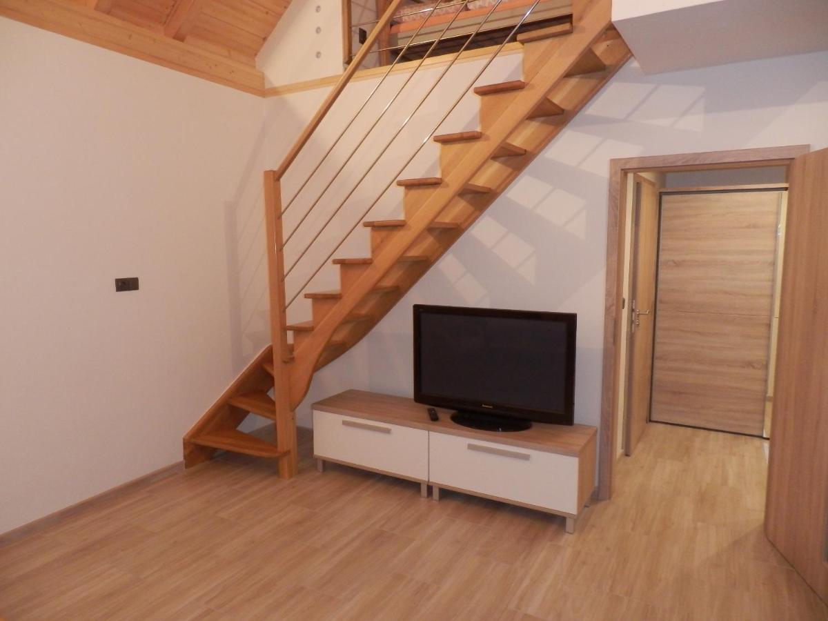 Apartman Jana Kunovice Exteriör bild